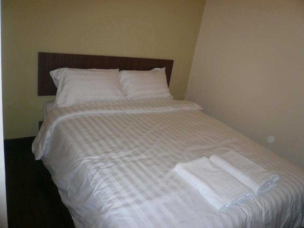 101 Hotel Bangi Cameră foto